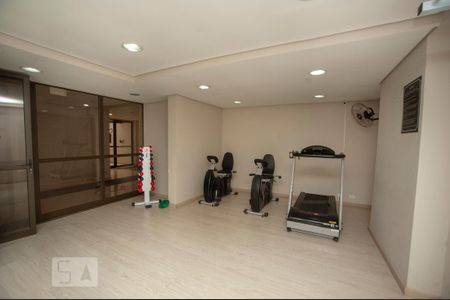 Academia de kitnet/studio para alugar com 1 quarto, 30m² em Bacacheri, Curitiba