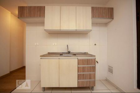 Cozinha de kitnet/studio para alugar com 1 quarto, 30m² em Bacacheri, Curitiba
