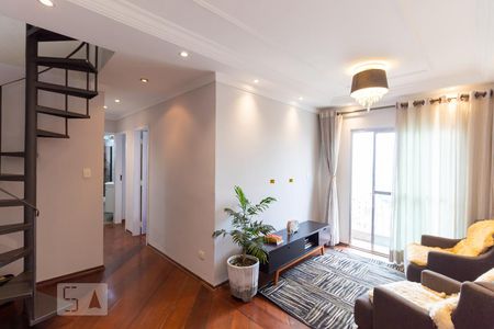 Sala de Apartamento com 2 quartos, 120m² Vila Guilhermina