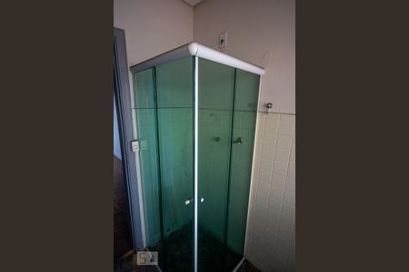 Casa para alugar com 150m², 2 quartos e 1 vaga Casa para alugar com 150m², 2 quartos e 1 vagaBanheiro