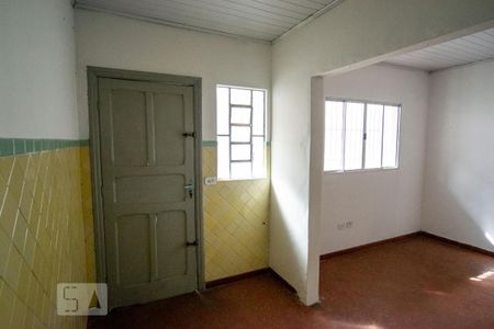Casa para alugar com 150m², 2 quartos e 1 vaga Casa para alugar com 150m², 2 quartos e 1 vagaCozinha
