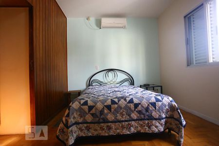 Suíte de casa para alugar com 3 quartos, 170m² em Jardim Pinheiros, São Paulo