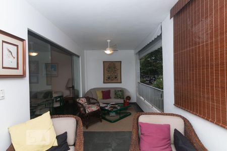 Apartamento à venda com 162m², 3 quartos e 2 vagasSala