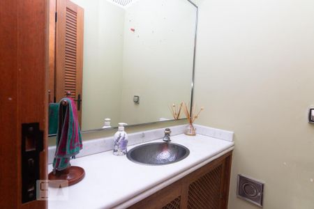 Apartamento à venda com 162m², 3 quartos e 2 vagasLavabo