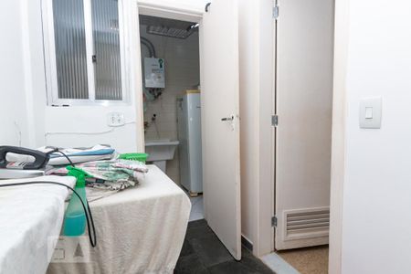 Apartamento à venda com 162m², 3 quartos e 2 vagasQuarto Serviço