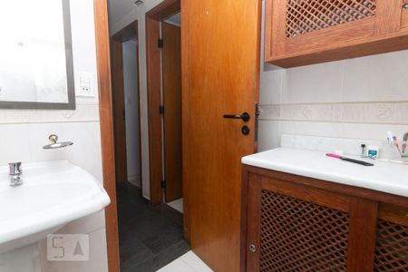 Apartamento à venda com 162m², 3 quartos e 2 vagasBanheiro