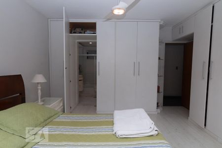Apartamento à venda com 162m², 3 quartos e 2 vagasQuarto 2- Suíte