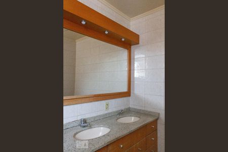 Apartamento à venda com 126m², 3 quartos e sem vagaBanheiro