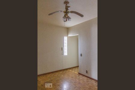 Apartamento à venda com 126m², 3 quartos e sem vagaSala