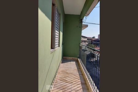 Sacada de casa à venda com 7 quartos, 320m² em São Pedro, Osasco