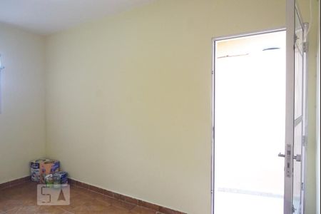 Sala de casa para alugar com 2 quartos, 60m² em Jardim Colorado, São Paulo