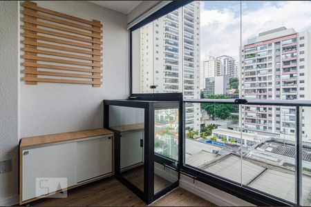 Varanda de kitnet/studio para alugar com 1 quarto, 25m² em Cerqueira César, São Paulo