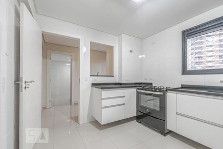 Apartamento para alugar com 140m², 3 quartos e 3 vagasCozinha