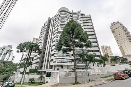 Apartamento para alugar com 140m², 3 quartos e 3 vagasFachada