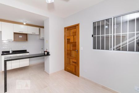 Sala de apartamento para alugar com 1 quarto, 32m² em Vila Medeiros, São Paulo
