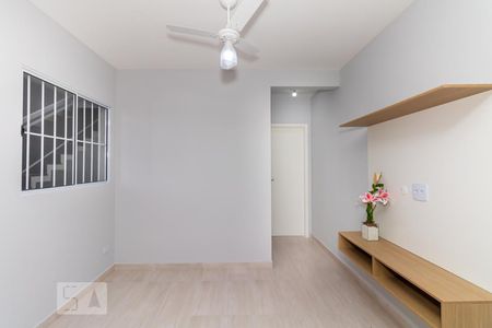 Sala de apartamento para alugar com 1 quarto, 32m² em Vila Medeiros, São Paulo