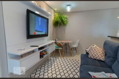Sala de apartamento para alugar com 2 quartos, 56m² em Vila Caraguatá, São Paulo