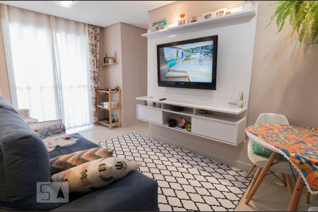 Sala de apartamento para alugar com 2 quartos, 56m² em Vila Caraguatá, São Paulo
