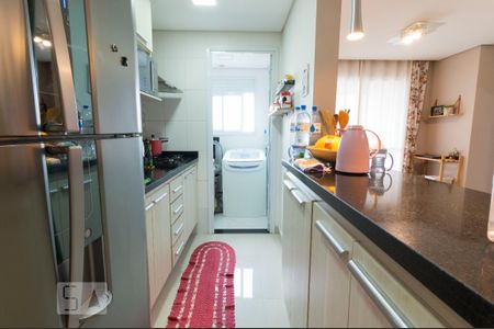 Cozinha de apartamento para alugar com 2 quartos, 56m² em Vila Caraguatá, São Paulo