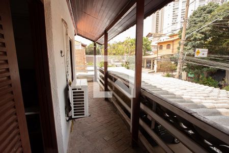 Casa à venda com 300m², 4 quartos e 3 vagasVaranda