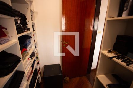 Casa à venda com 300m², 4 quartos e 3 vagasCloset do quarto 1