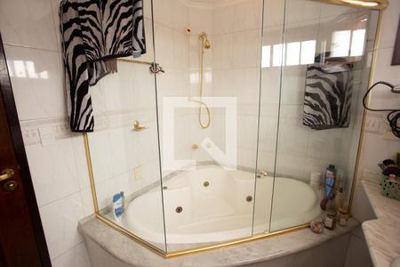 Casa à venda com 300m², 4 quartos e 3 vagasBanheiro do Quarto 2