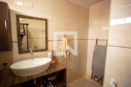 Casa à venda com 300m², 4 quartos e 3 vagasBanheiro 2