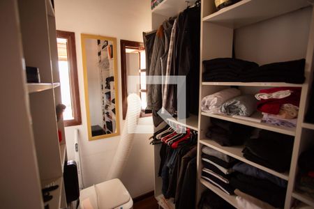 Casa à venda com 300m², 4 quartos e 3 vagasCloset do quarto 1