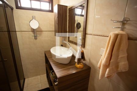 Casa à venda com 300m², 4 quartos e 3 vagasBanheiro 2