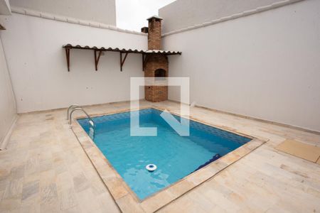 Casa à venda com 300m², 4 quartos e 3 vagasPiscina