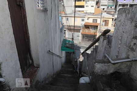 Casa à venda com 440m², 7 quartos e 4 vagasAcesso entre as casas - escada