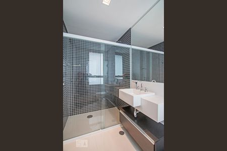 Apartamento para alugar com 96m², 2 quartos e 2 vagasBanheiro da Suite 1