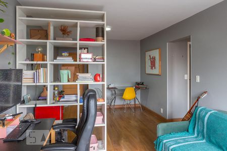 Sala de apartamento à venda com 2 quartos, 97m² em Vila Romana, São Paulo