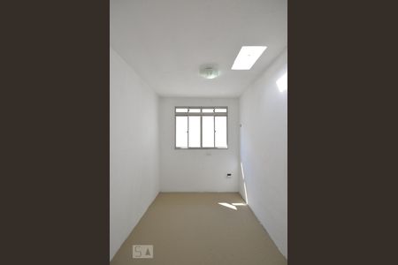 Casa à venda com 230m², 5 quartos e 3 vagas Casa à venda com 230m², 5 quartos e 3 vagasCloset Quarto 3