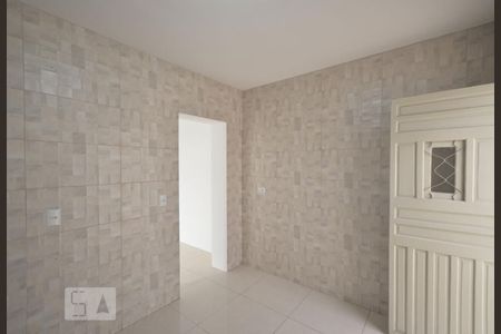 Casa à venda com 230m², 5 quartos e 3 vagas Casa à venda com 230m², 5 quartos e 3 vagasCozinha