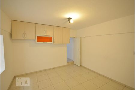 Casa à venda com 230m², 5 quartos e 3 vagas Casa à venda com 230m², 5 quartos e 3 vagasEdícula