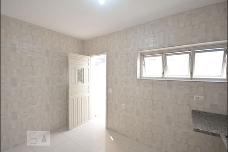 Casa à venda com 230m², 5 quartos e 3 vagas Casa à venda com 230m², 5 quartos e 3 vagasCozinha