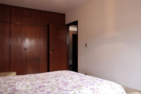 Casa à venda com 500m², 5 quartos e 5 vagasQuarto 3