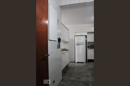 Casa à venda com 500m², 5 quartos e 5 vagasCozinha