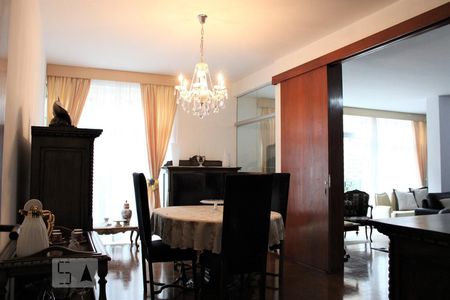 Casa à venda com 500m², 5 quartos e 5 vagasSala de jantar