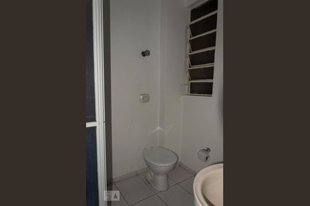 Banheiro 1 de apartamento para alugar com 1 quarto, 44m² em Centro Histórico, Porto Alegre
