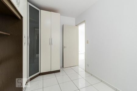 Quarto 1 de apartamento para alugar com 2 quartos, 55m² em Vila Guarani (z Sul), São Paulo