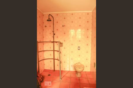 Casa à venda com 450m², 4 quartos e 3 vagas Casa à venda com 450m², 4 quartos e 3 vagasBanheiro Churrasqueira / Sauna