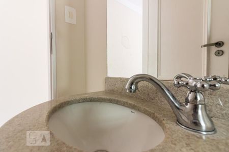 Casa à venda com 218m², 3 quartos e 4 vagasLavabo