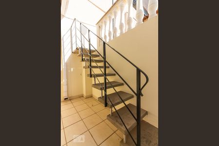 Casa à venda com 218m², 3 quartos e 4 vagasCorredor