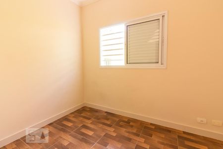 Casa à venda com 218m², 3 quartos e 4 vagasQuarto 2