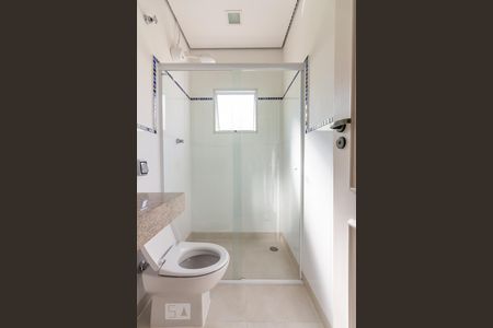 Casa à venda com 218m², 3 quartos e 4 vagasBanheiro