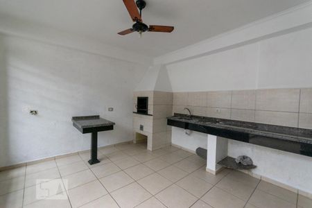 Casa de condomínio à venda com 138m², 3 quartos e 2 vagas Casa de condomínio à venda com 138m², 3 quartos e 2 vagasÁrea comum - Churrasqueira
