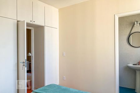 Apartamento à venda com 40m², 1 quarto e sem vagaQuarto