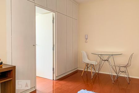 Apartamento à venda com 40m², 1 quarto e sem vagaSala